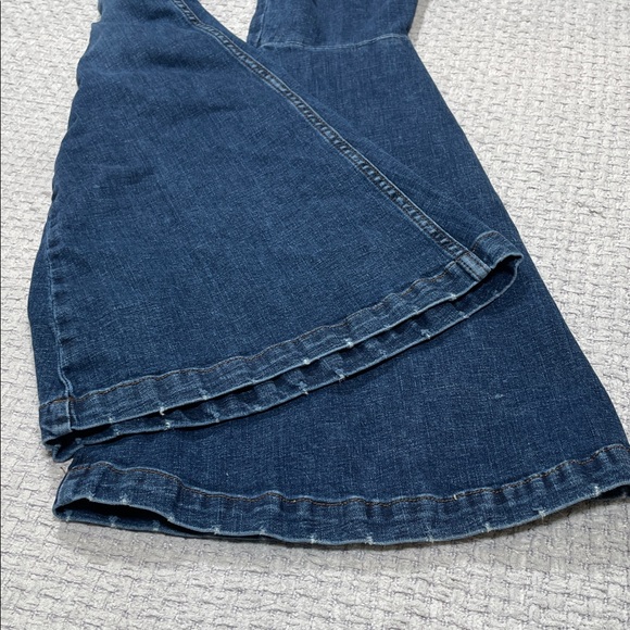 Wrangler Retro High Rise trumpet Flare Jeans  Western Cowgirl Bareback 29x34 - Picture 8 of 16